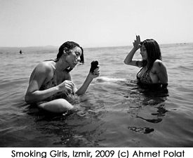 Smoking-Girls_Ahmet-Polat