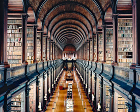 Trinity College Library Dublin I 2004. © Candida Höfer / VG Bild-Kunst, Bonn